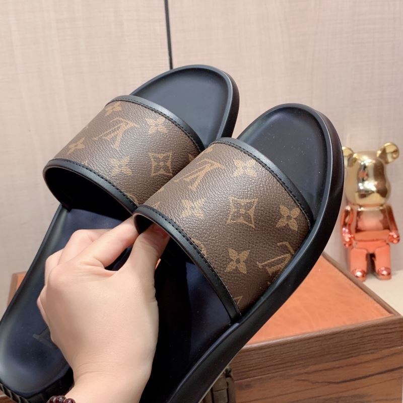 Louis Vuitton Slippers